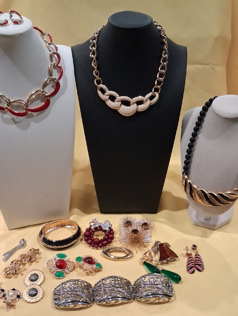 All Signed Jewelry Lot Feat. Vintage Napier, Trifari, Sarah Cov, Monet Etc
